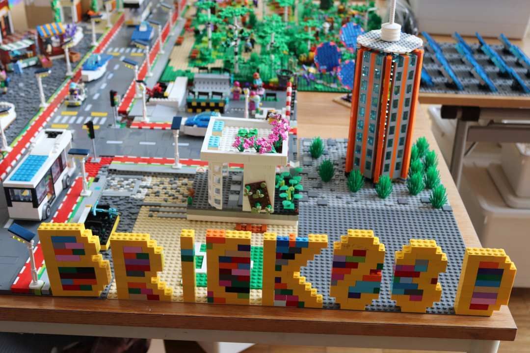Stad LEUVEN van de toekomst in LEGO 
Van lego blokjes,