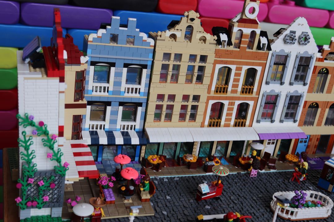 Stad LEUVEN van de toekomst in LEGO 
Van lego blokjes,