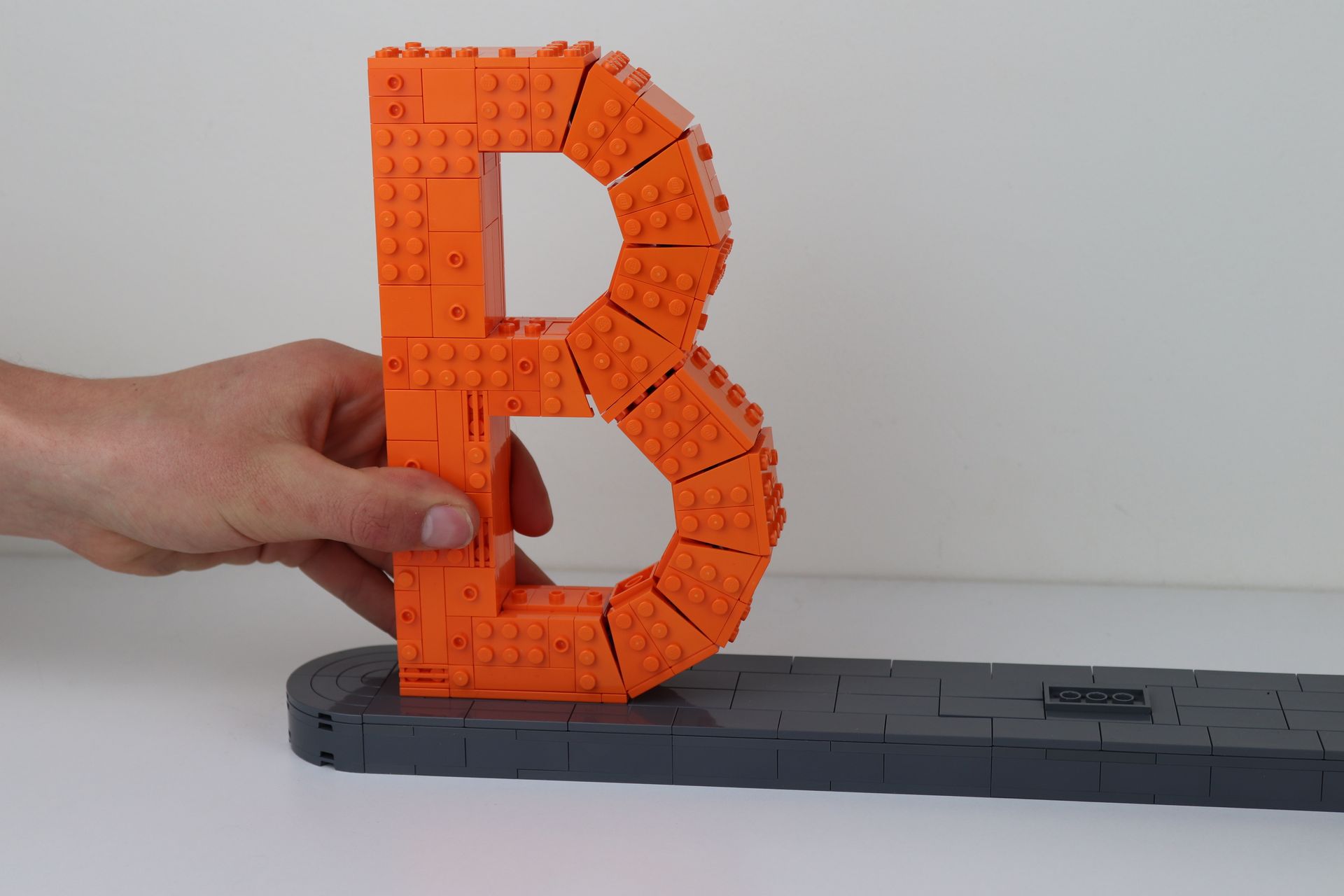 BCK lego letter B