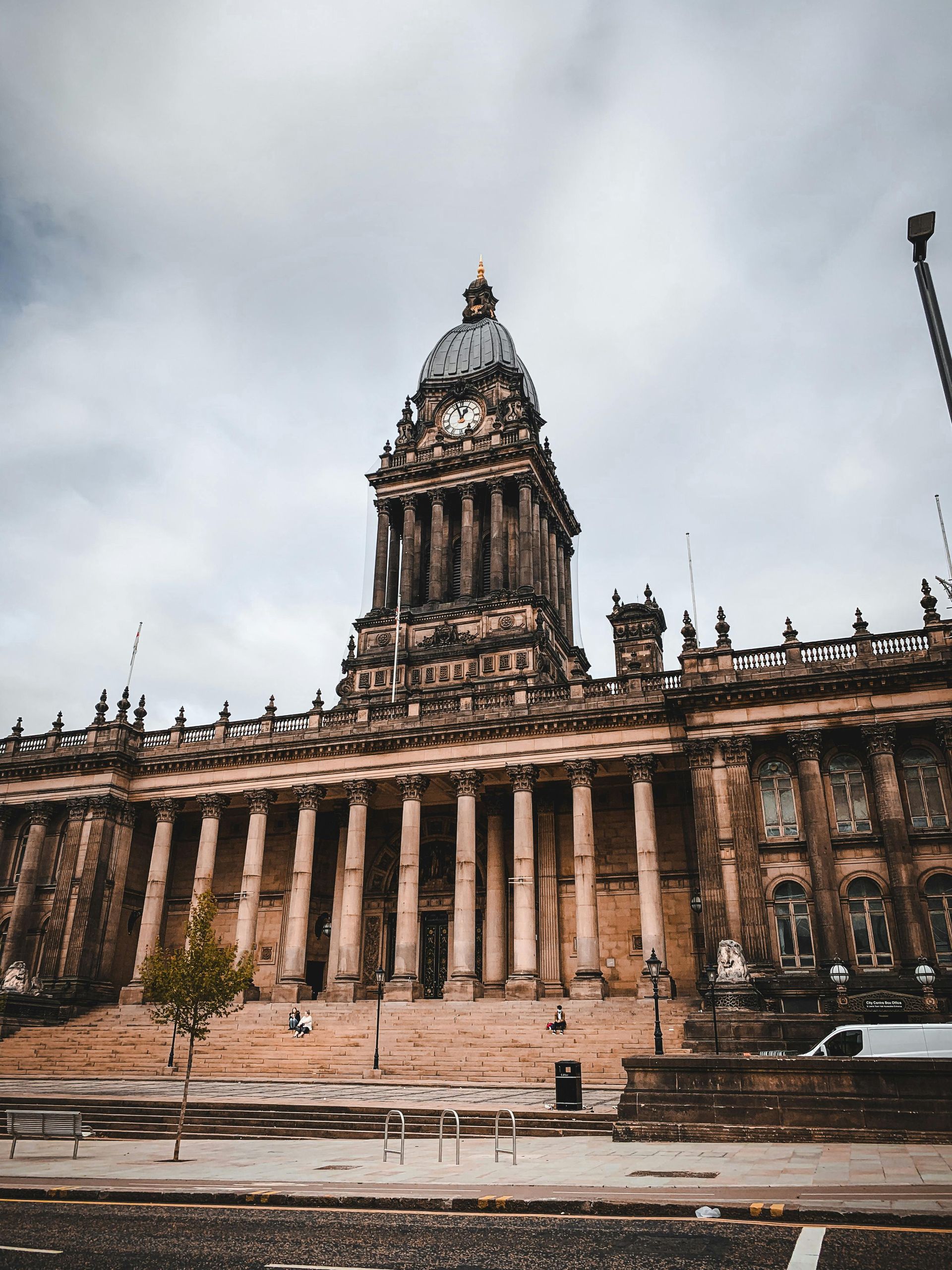 A picture of Leeds Town Hall
