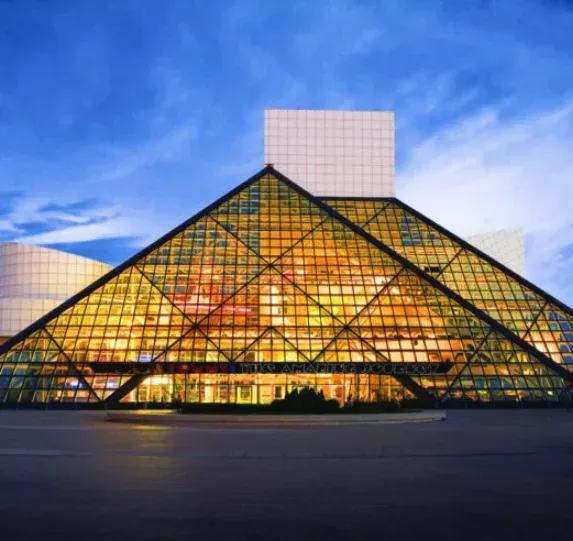 cleveland rock n roll hall of fame building