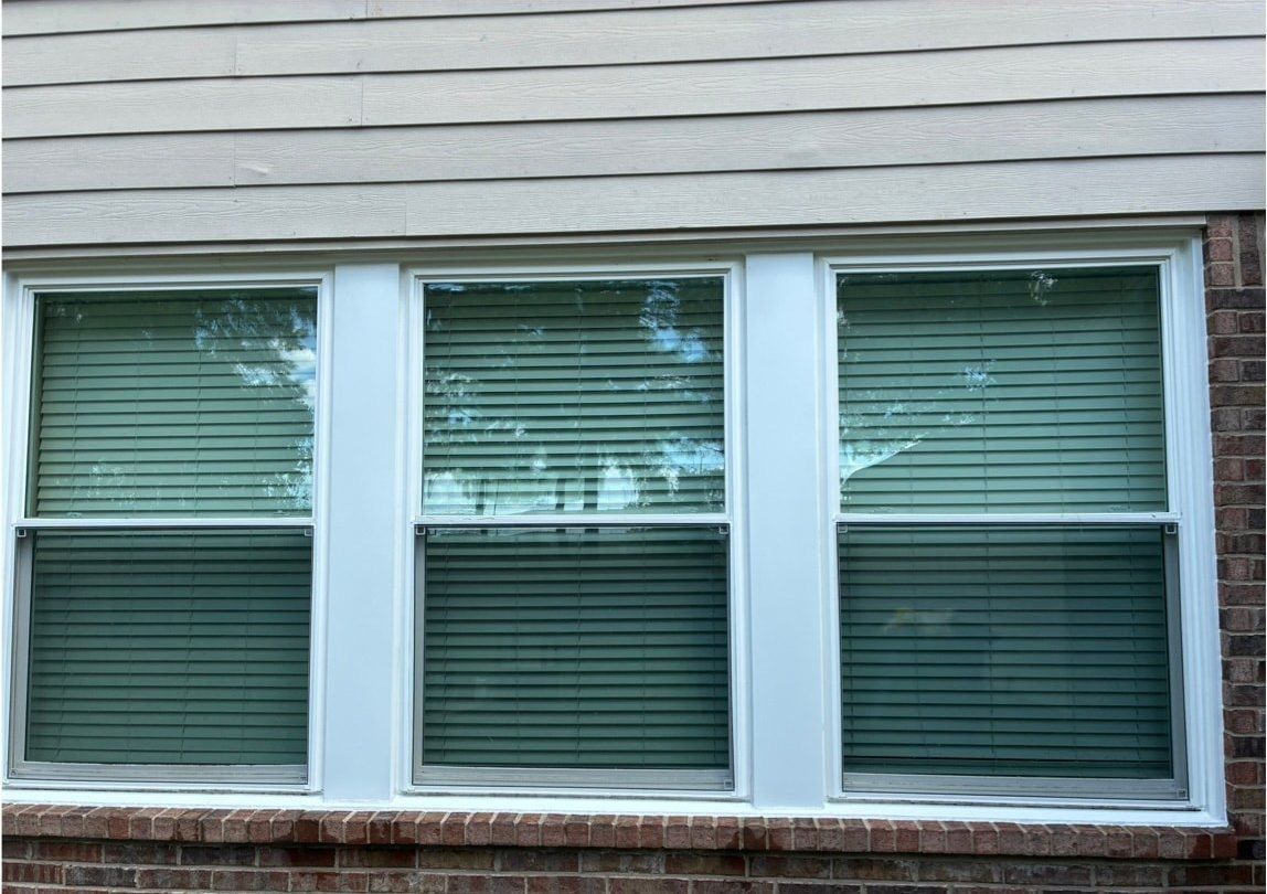 The same surface after house washing by Elite Exterior Cleaning