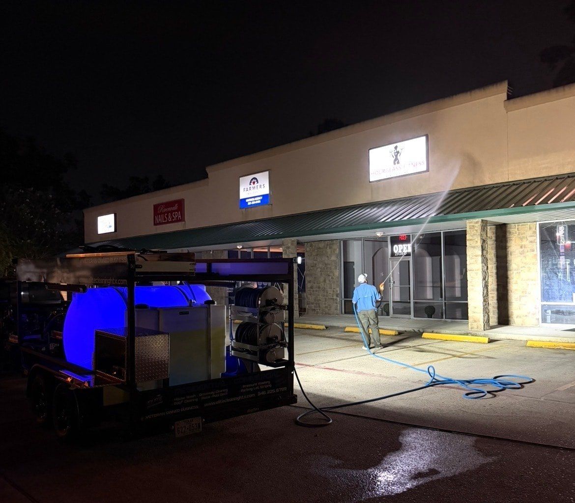 Commercial Pressure Washing by Elite Exterior Cleaning in North Houston