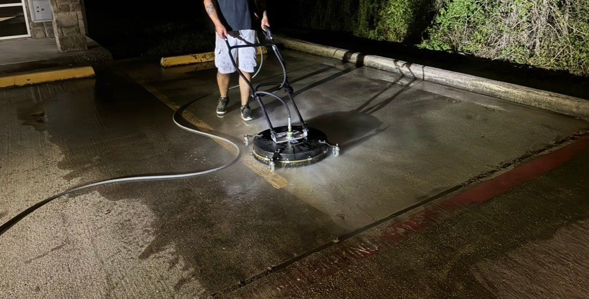 Concrete Cleaning by Elite Exterior Cleaning in North Houston