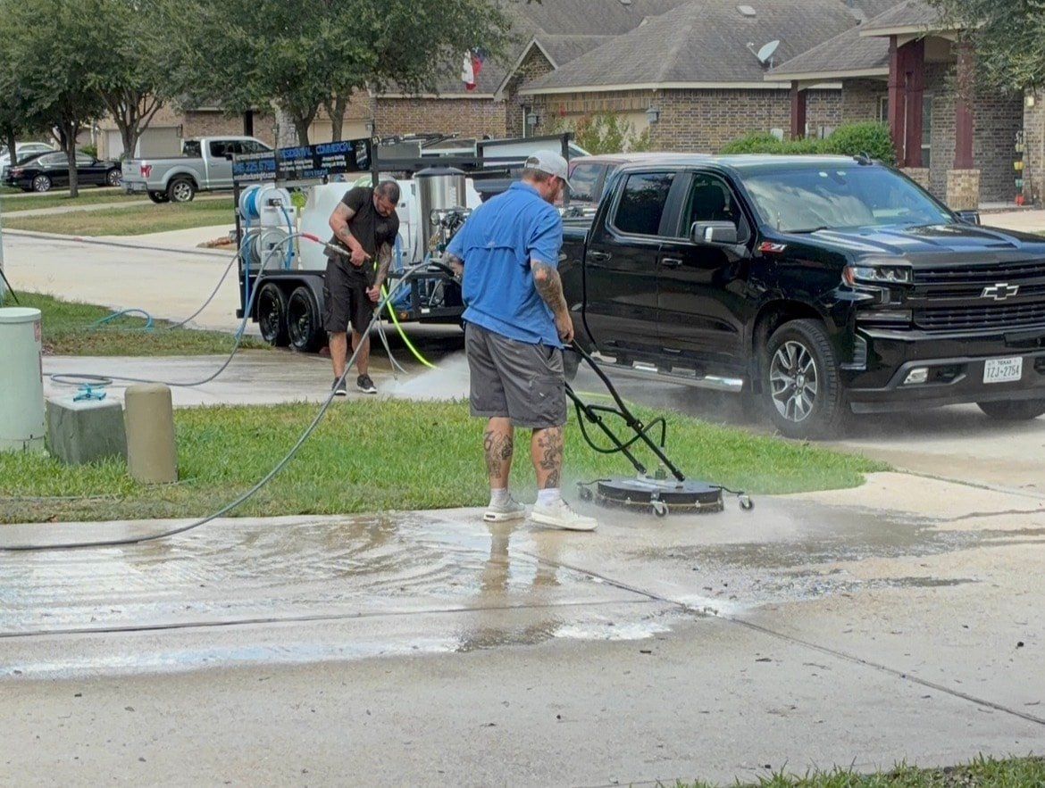 Driveway Cleaning by Elite Exterior Cleaning in North Houston