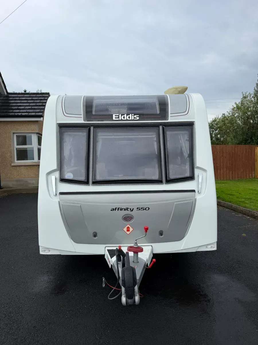 2017 Elddis 550 island bed