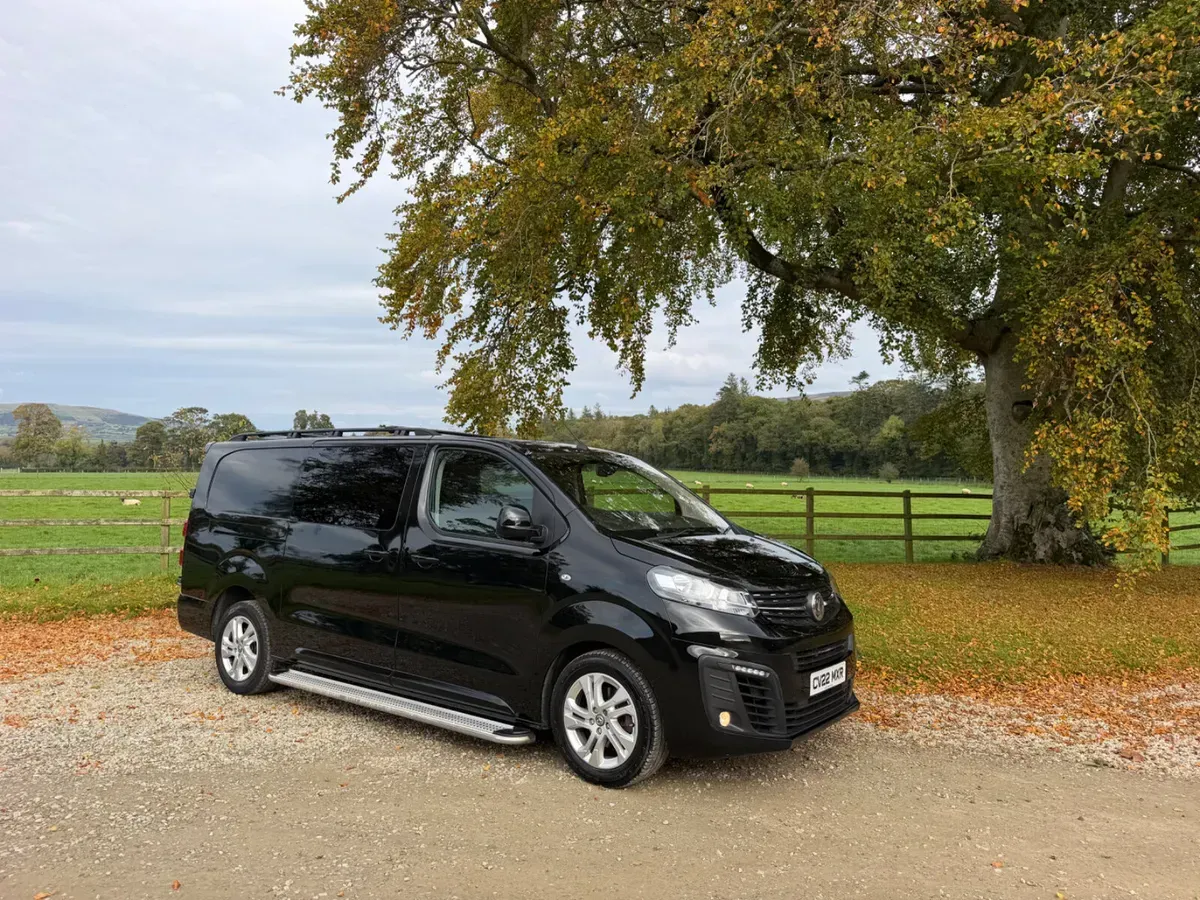2022 Vauxhall vivaro elite crewcab