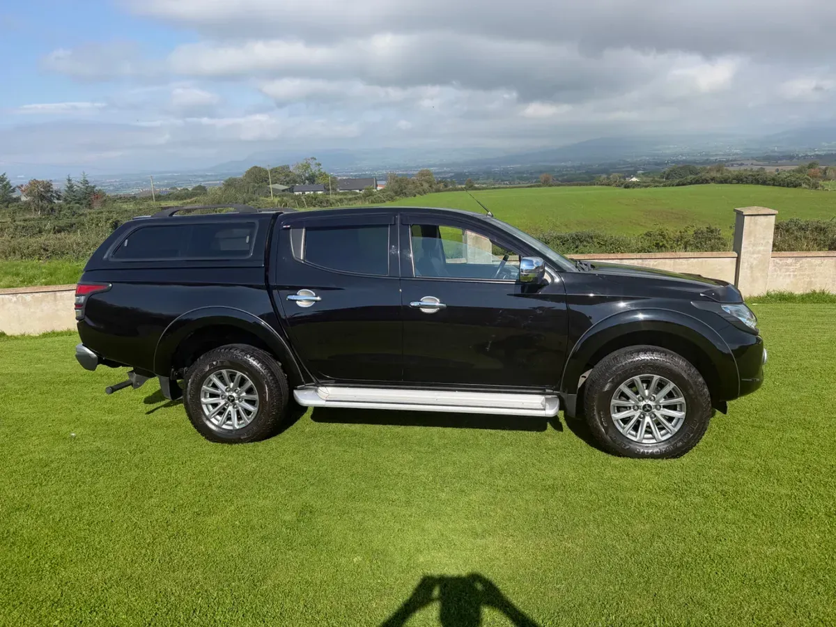 Mitsubishi l200