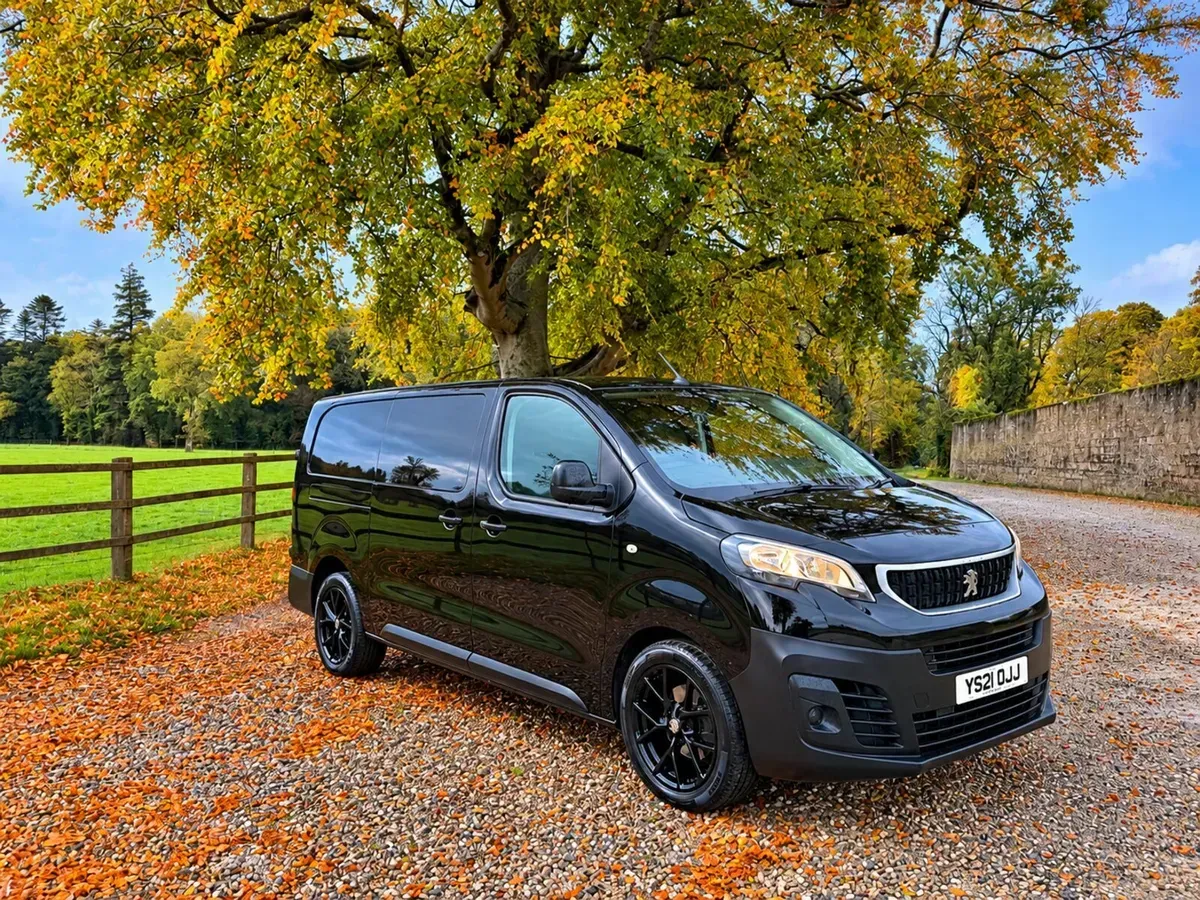 2021 Peugeot Partner crew cab