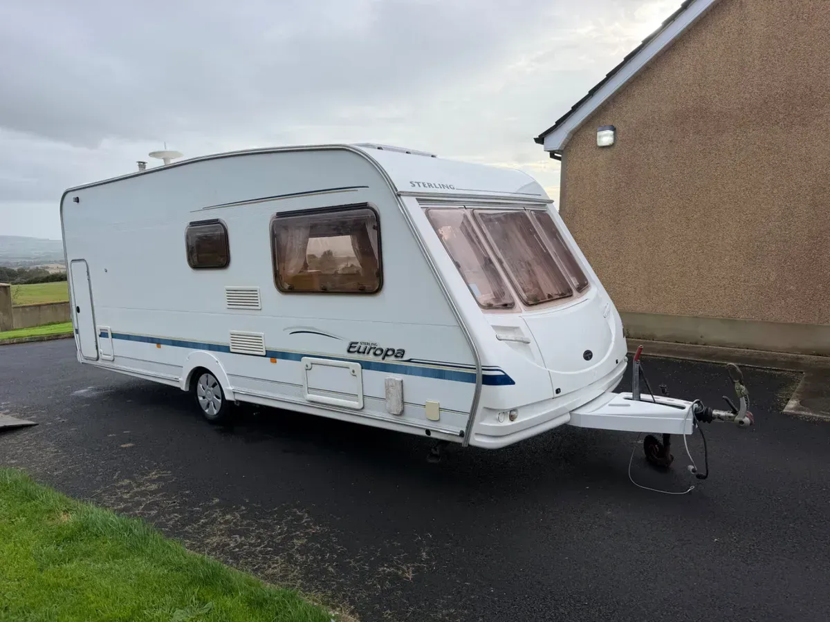 Sterling 6 berth