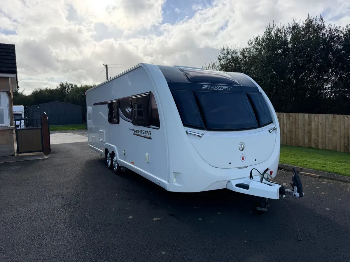 2020 Swift ace nightstar 8 ft