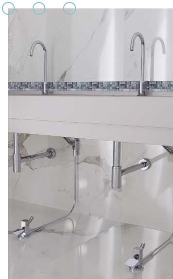 Llave para lavabo cuello de ganso con pedal expuesto VP-2