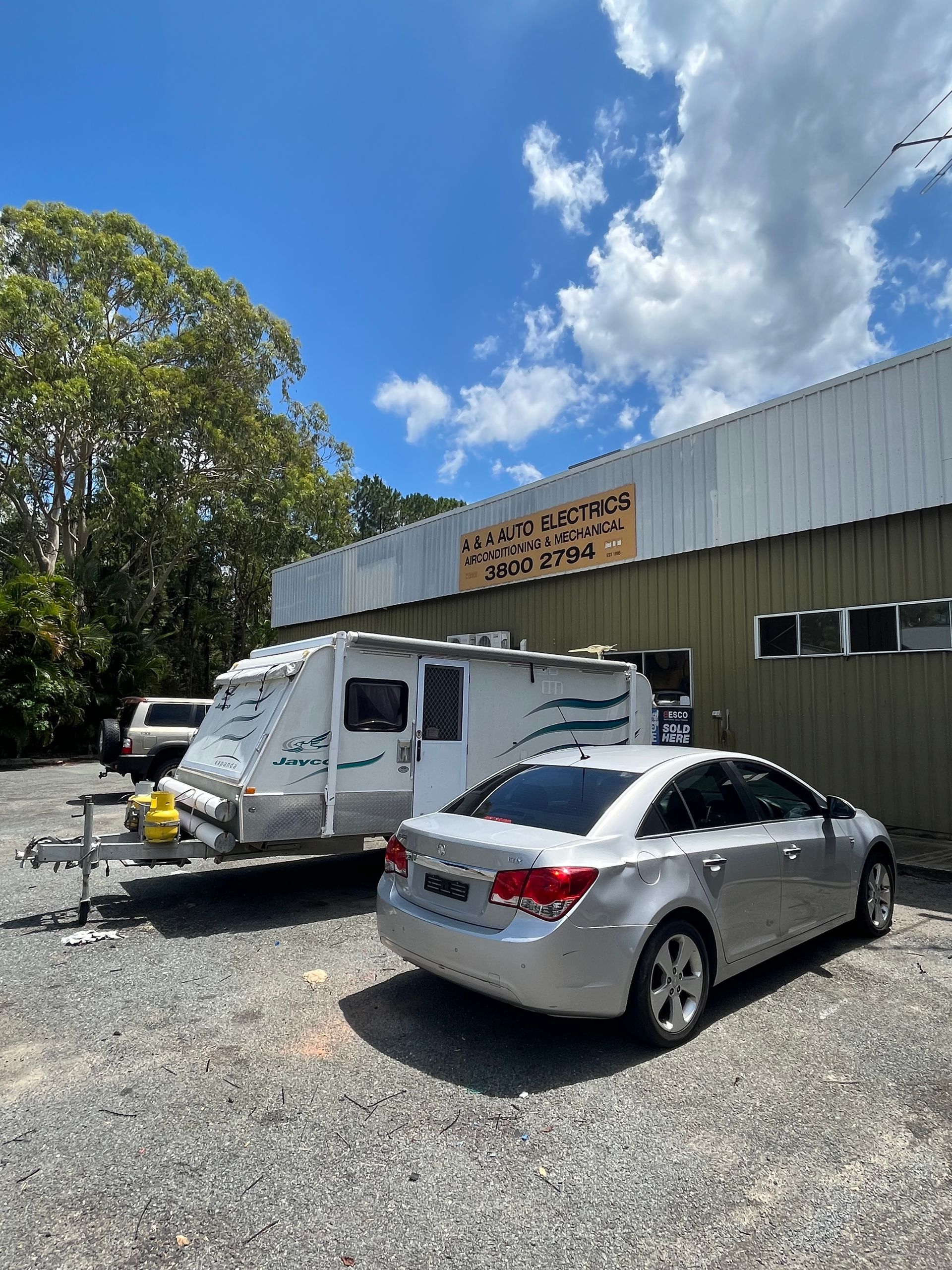 Top Overhaul Engine - Electrical Repairs & Installations IN Browns Plains, QLD