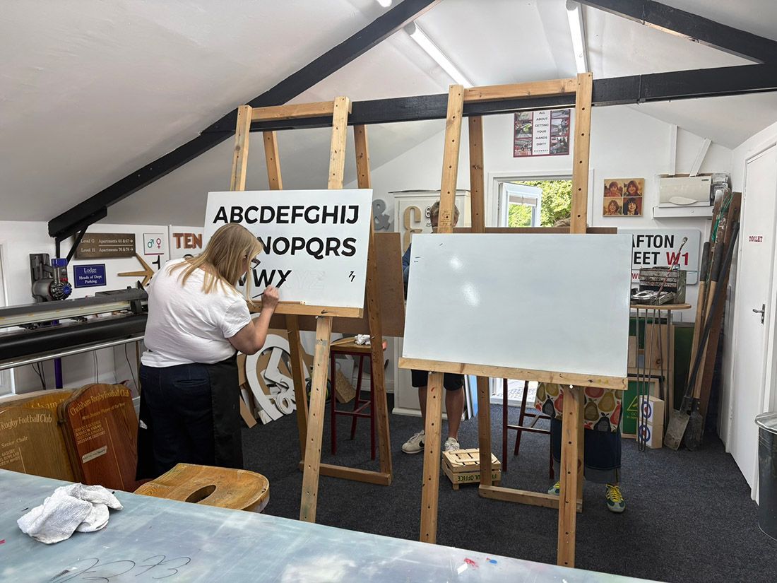 The Sign Painter May signwriting course 5