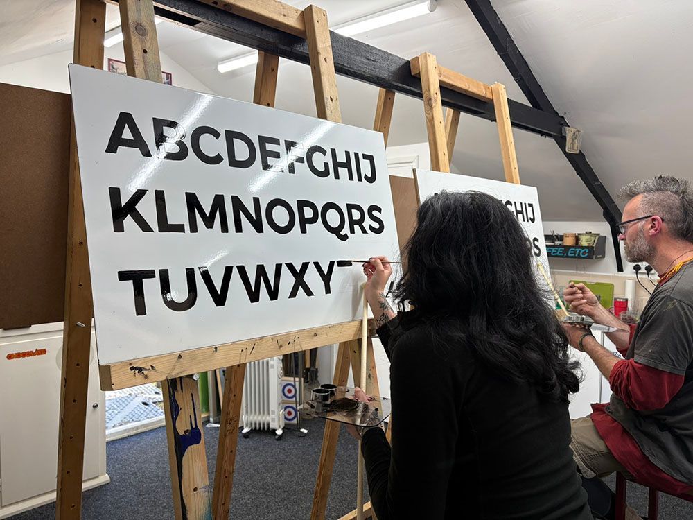 The Sign Painter learn signwriting 3