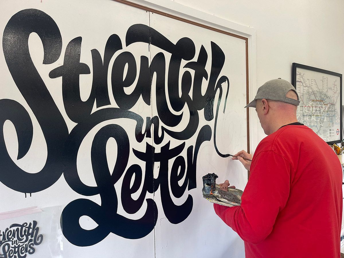 Learning the art of signwriting the traditional way