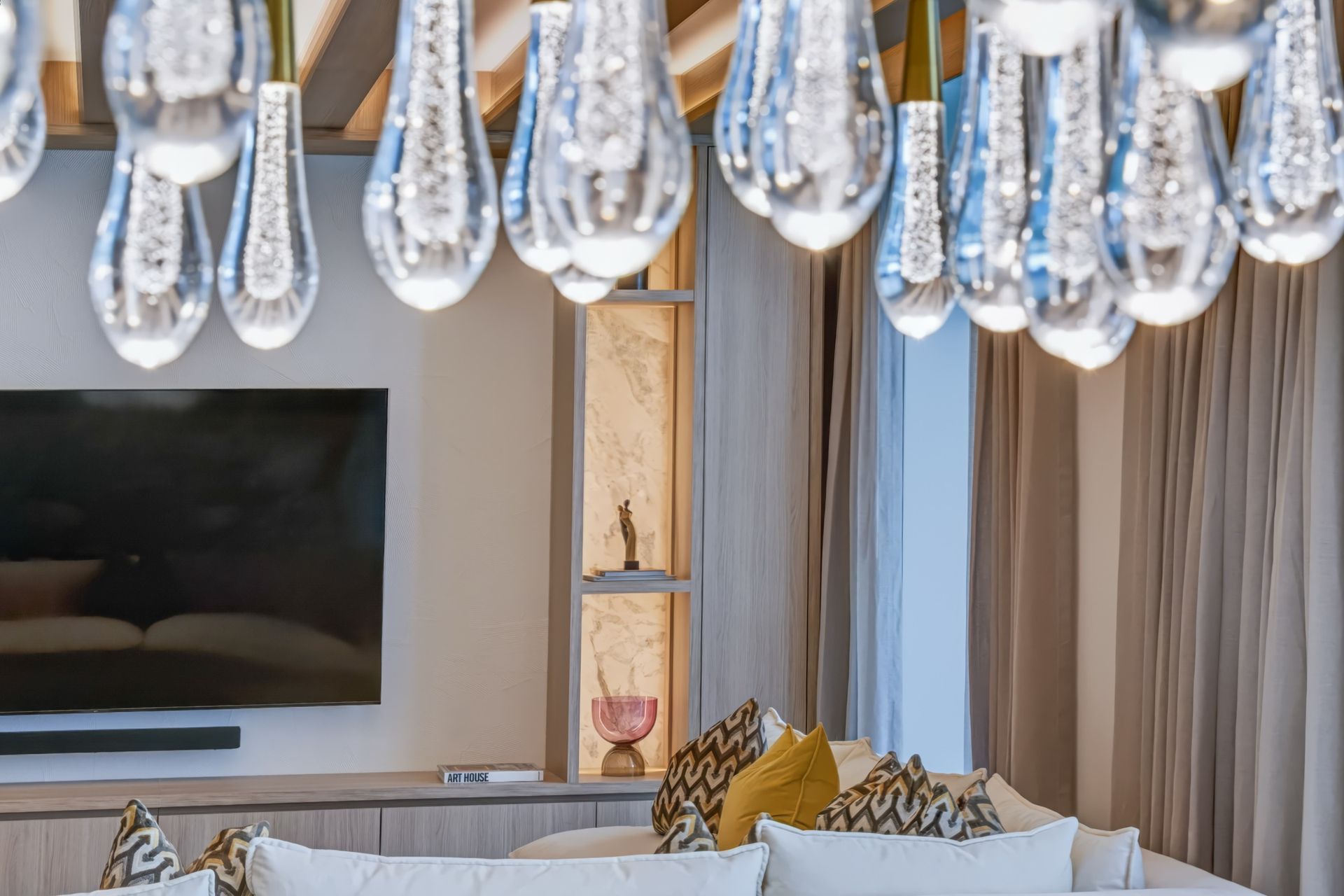 Dining room with oversized custom mirror and crystal chandelier, Streinger Residence at Alina Residences, Boca Raton