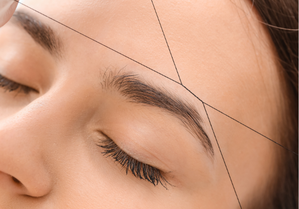 Salon D’Artista’s expert facial threading