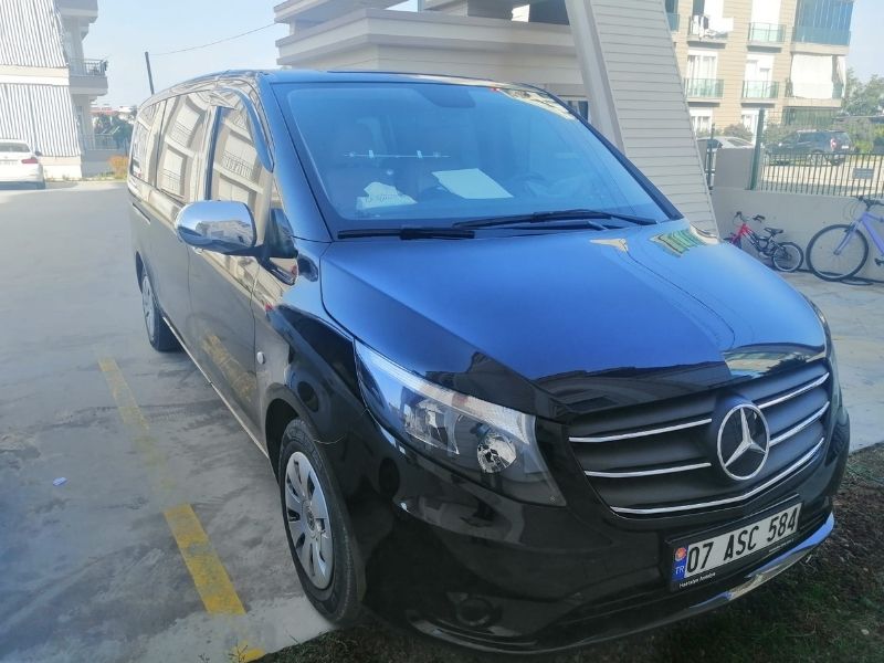 Mercedes Vito Budget Van - Extra Long Mercedes Vito Budget Van - Extra Long