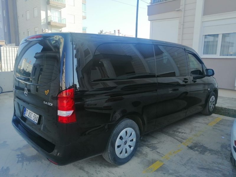 Mercedes Vito Budget Van - Extra Long - Exterior