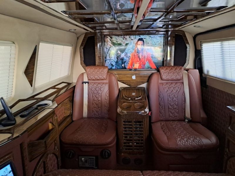 Mercedes Vito VIP Design - Luxury Multimedia TV