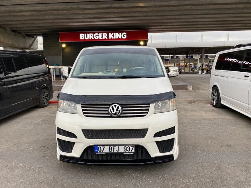 Volkswagen Caravelle Classic Budget Van Volkswagen Caravelle Classic Budget Van