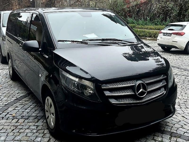 Classic Mercedes Vito Budget Van - Black Classic Mercedes Vito Budget Van - Black
