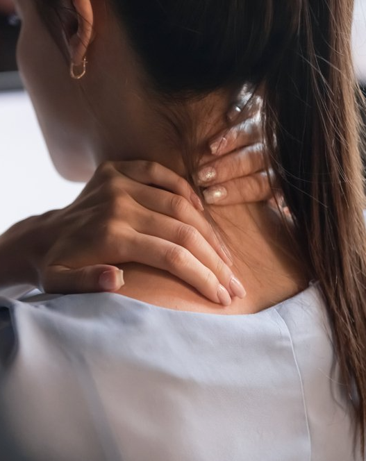 woman with neck pain