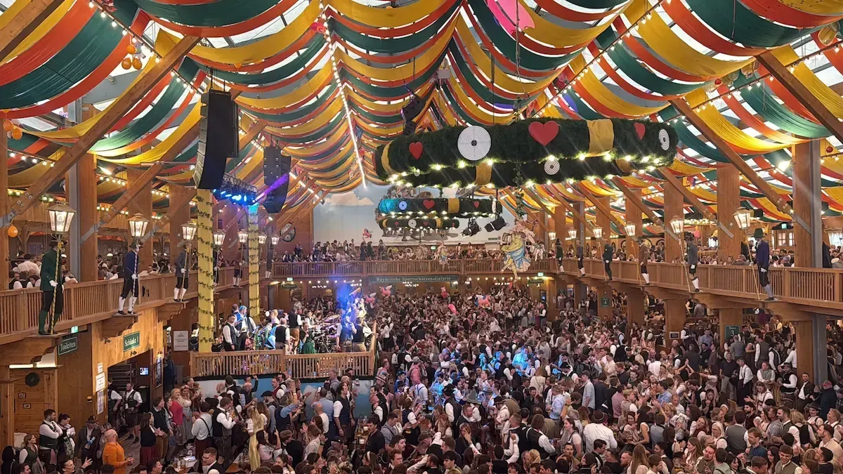 Oktoberfest tour 2026 Paulaner Armbrustschützen tent