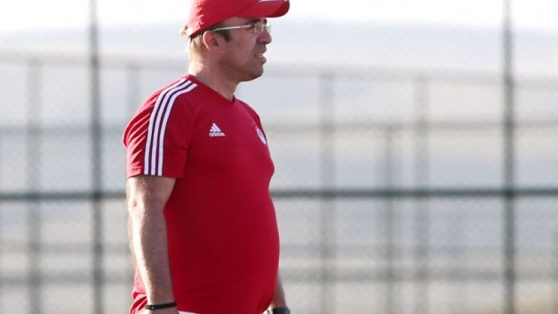 Dr. Christos Theos working with professional football teams and athletes