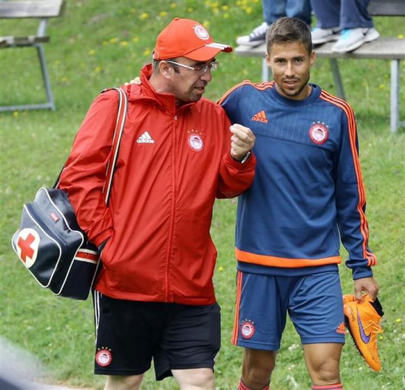 Dr. Christos Theos working with professional football teams and athletes