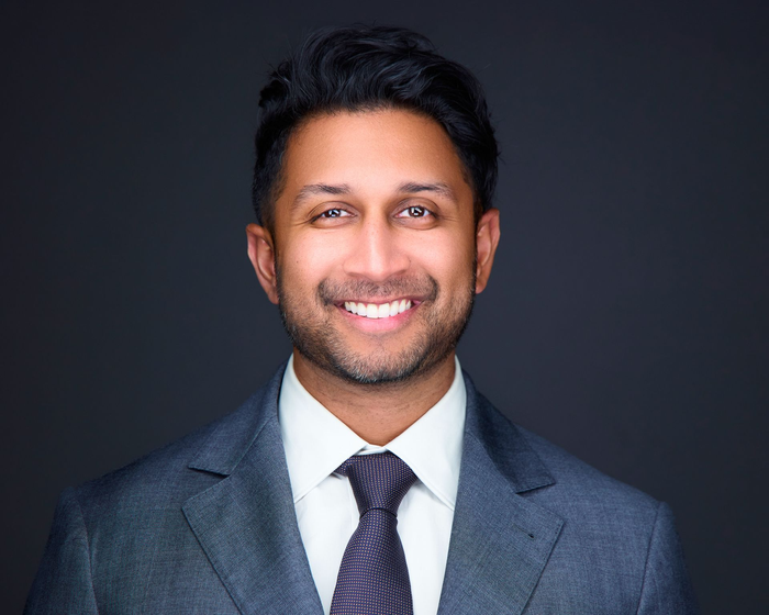 Dr. Raj | Board Certified Neuro & Spine Surgeon in San Antonio TX