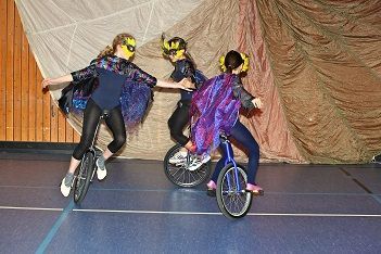 Zirkusauftritt Grünewaldschule