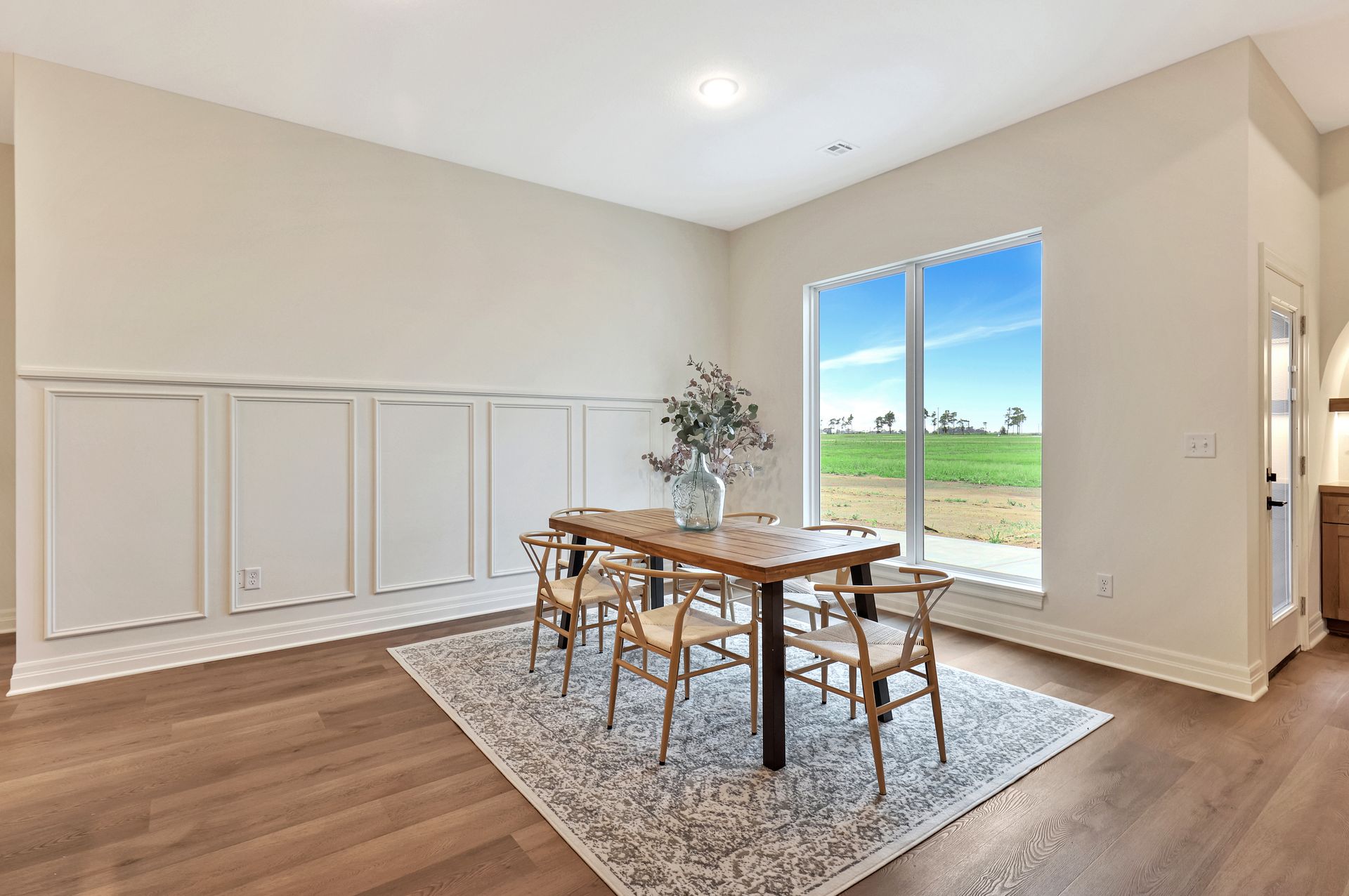 Artsy Design Custom Kitchen Design