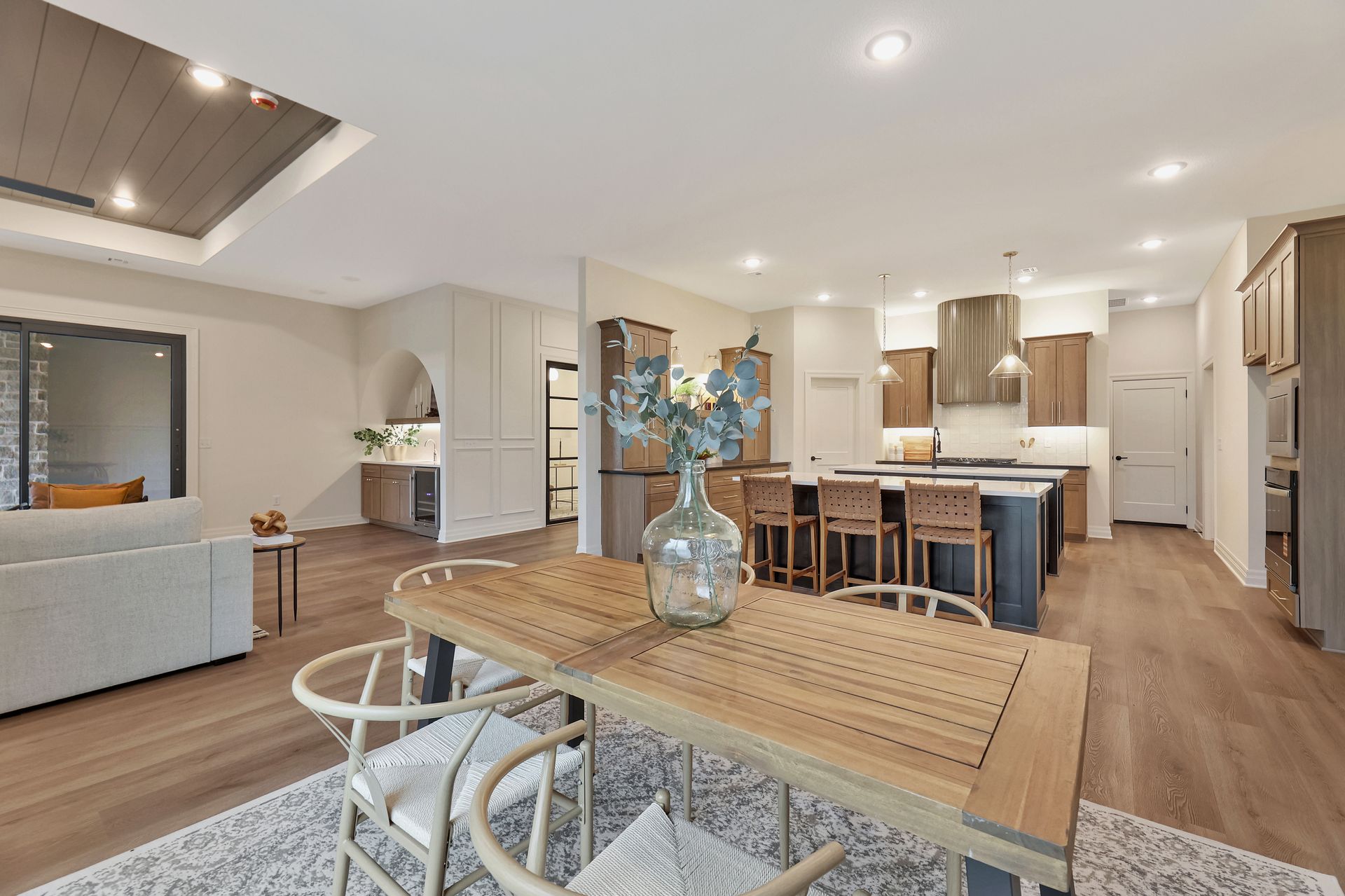 Artsy Design Custom Kitchen Design