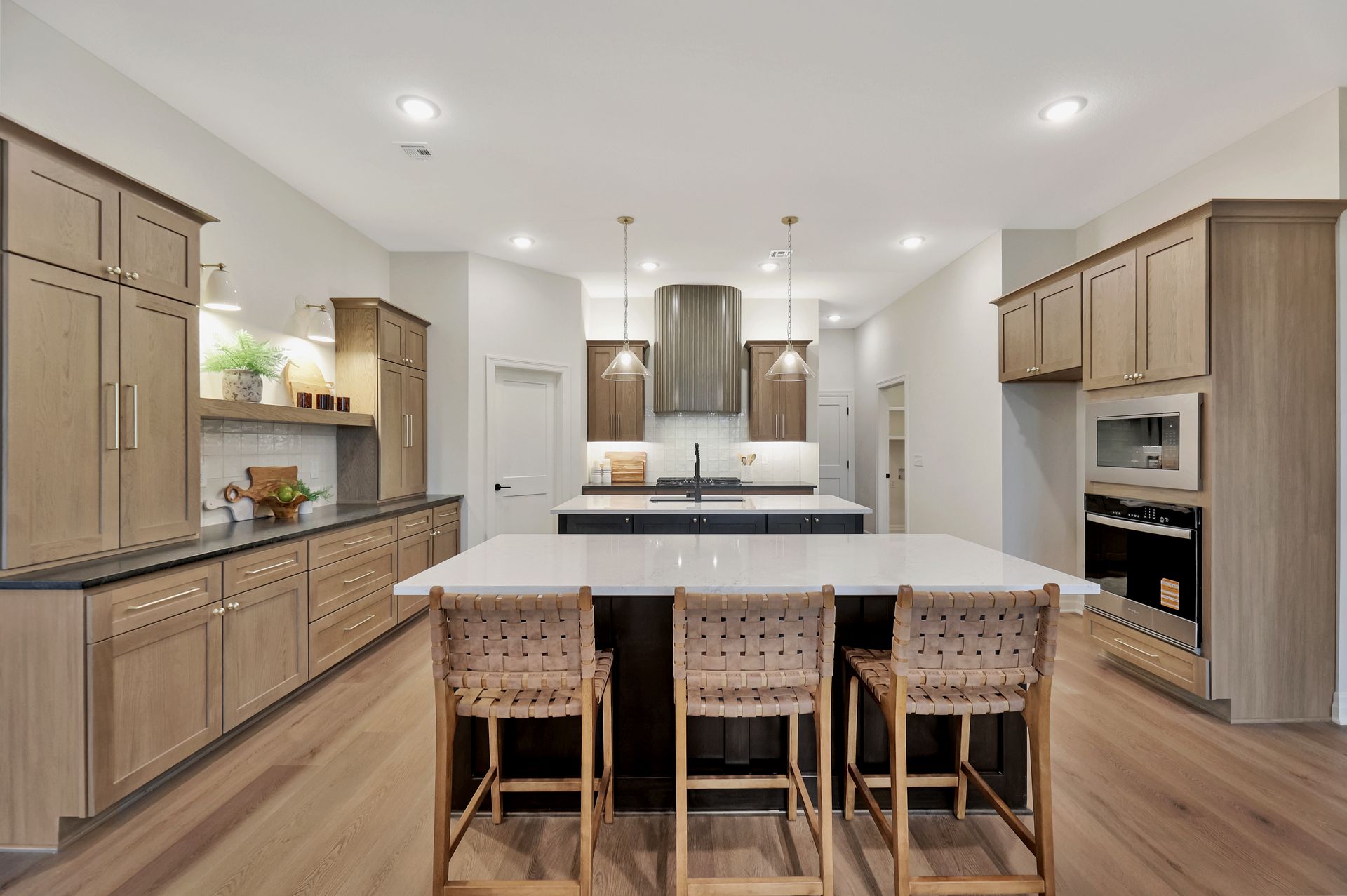 Artsy Design Custom Kitchen Design