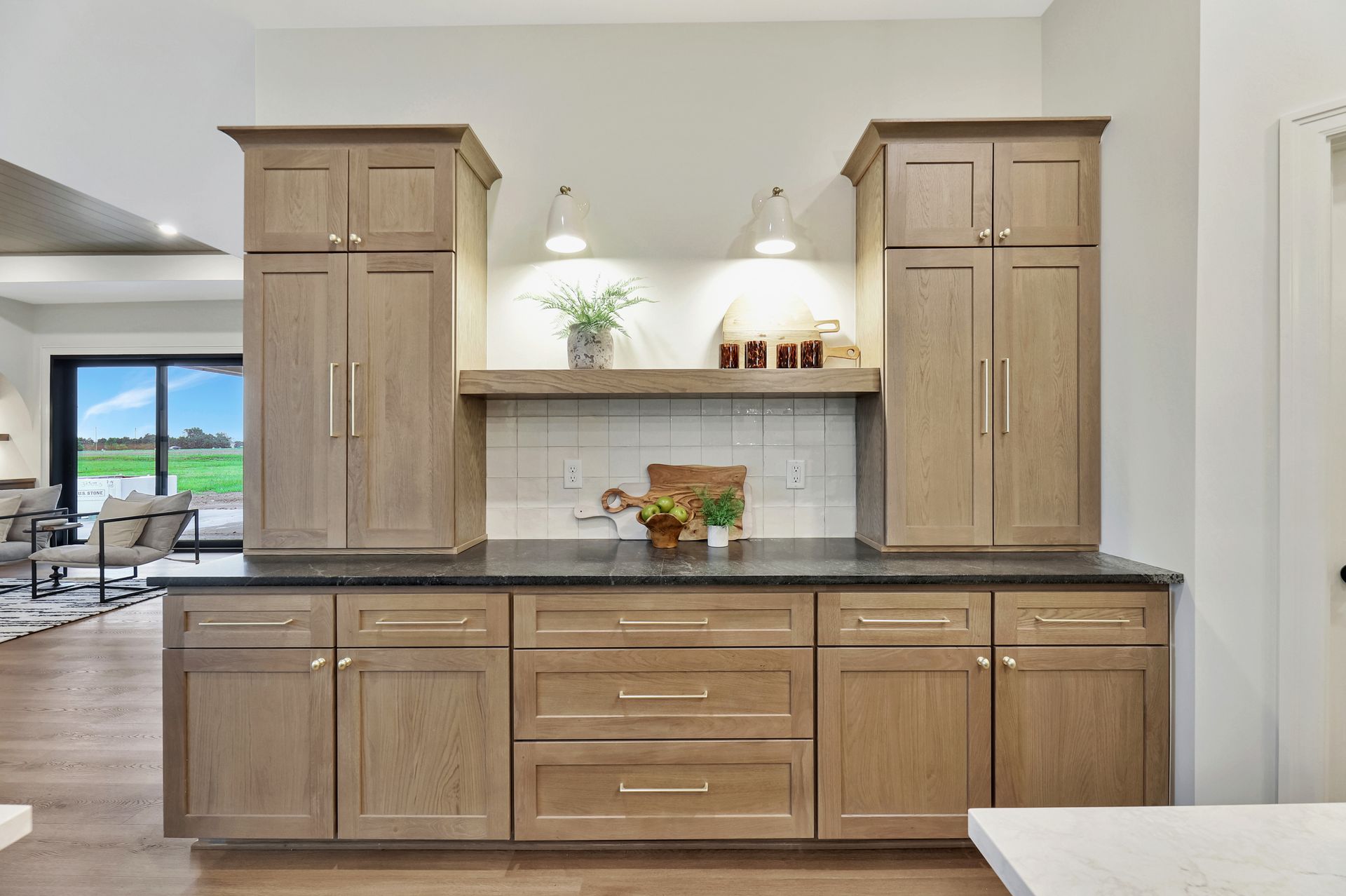 Artsy Design Custom Built CabinetryDesign