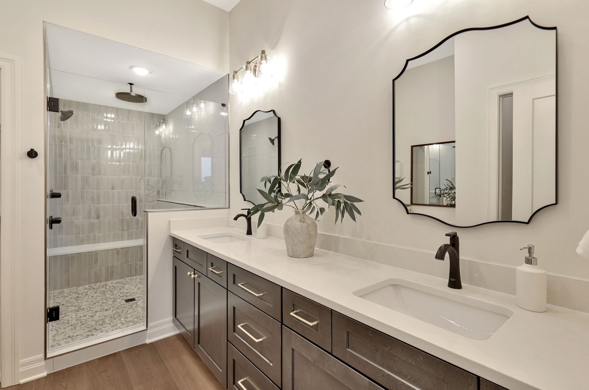 Artsy Design Custom Built Bathroom Design