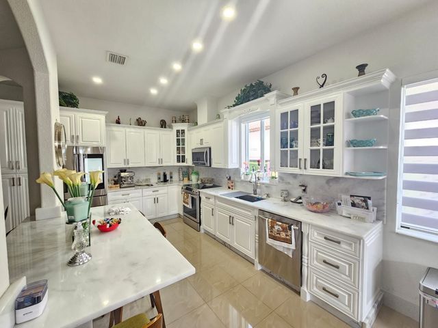 Traditional Kitchen Remodel by Joe's Custom Wood Finishing project photo 2
