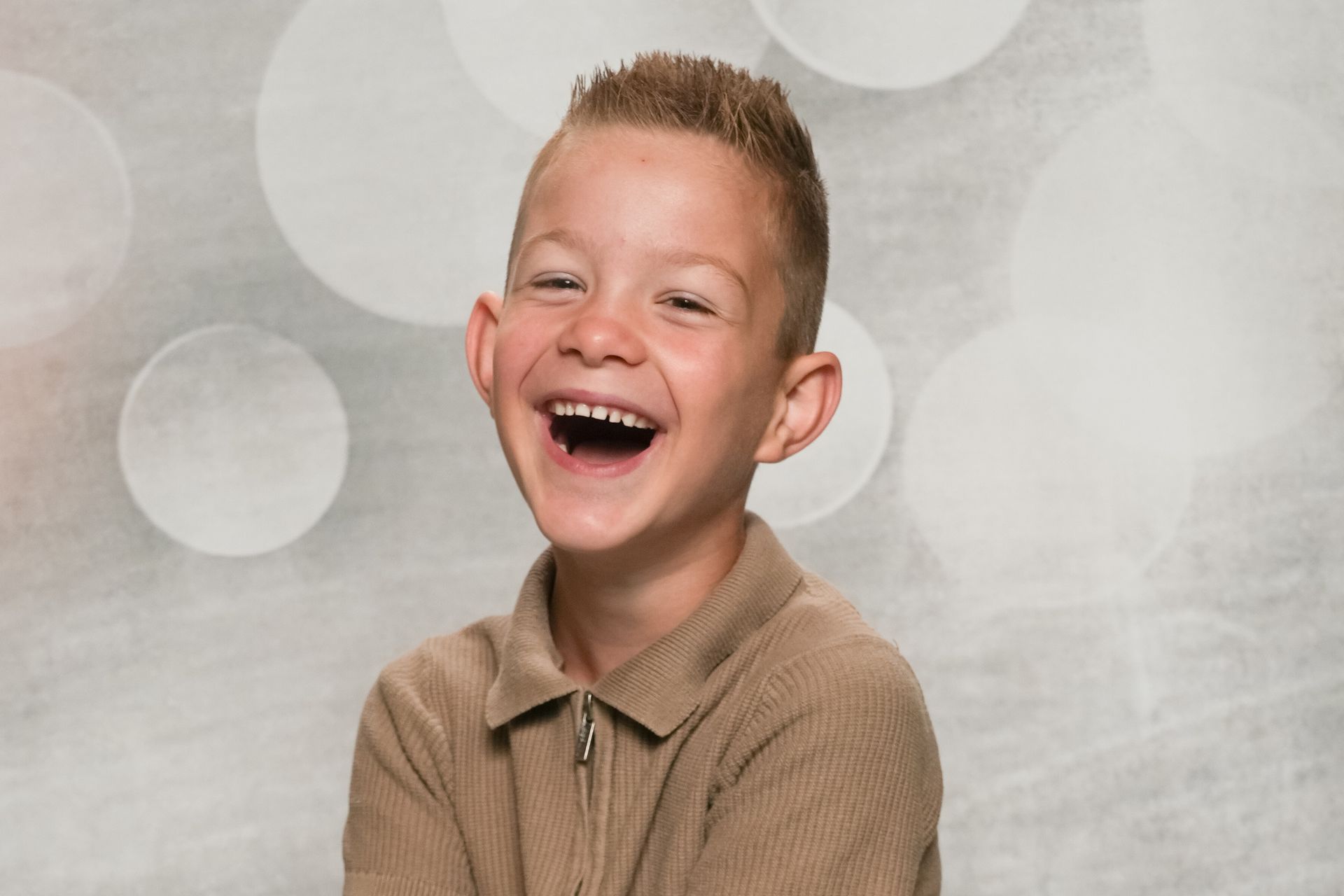 Leukste schoolfoto, Leuke schoolfoto, leukste schoolfotograaf, basisschool, schoolfoto, tiel, betuwe, gelderland