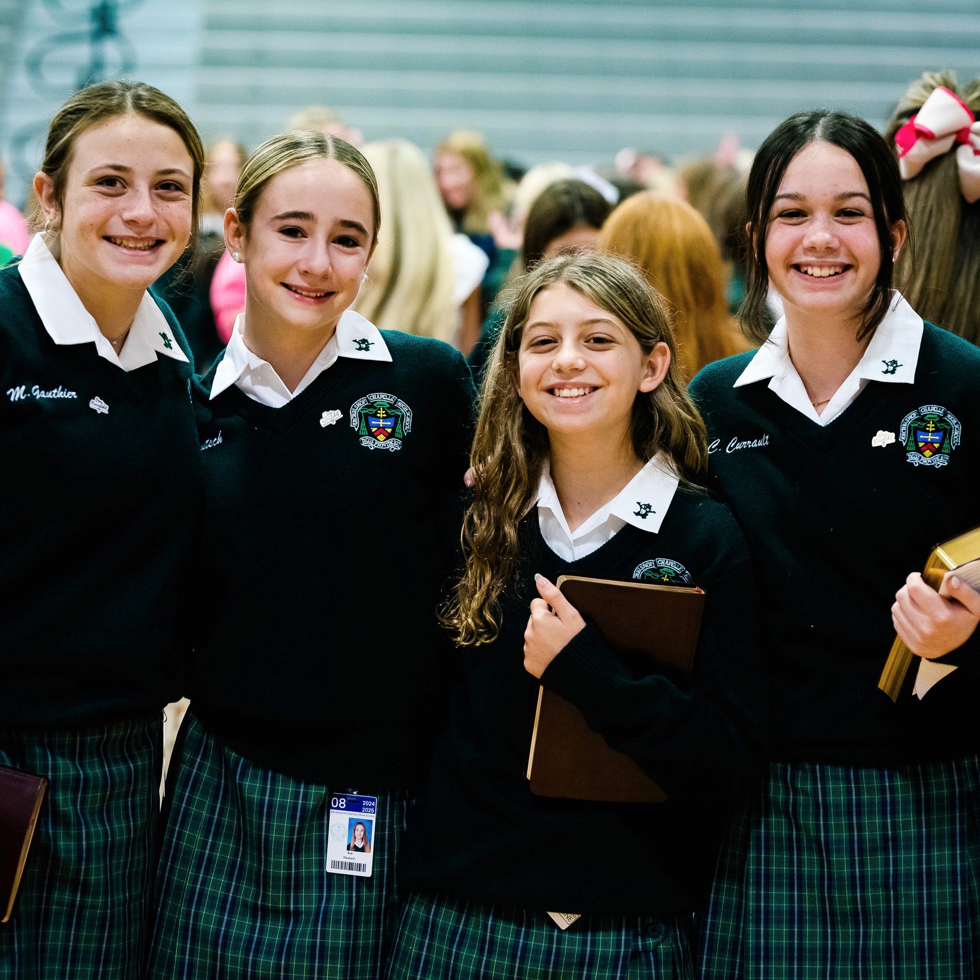 Student Body Celebrates the First School Mass of the Year