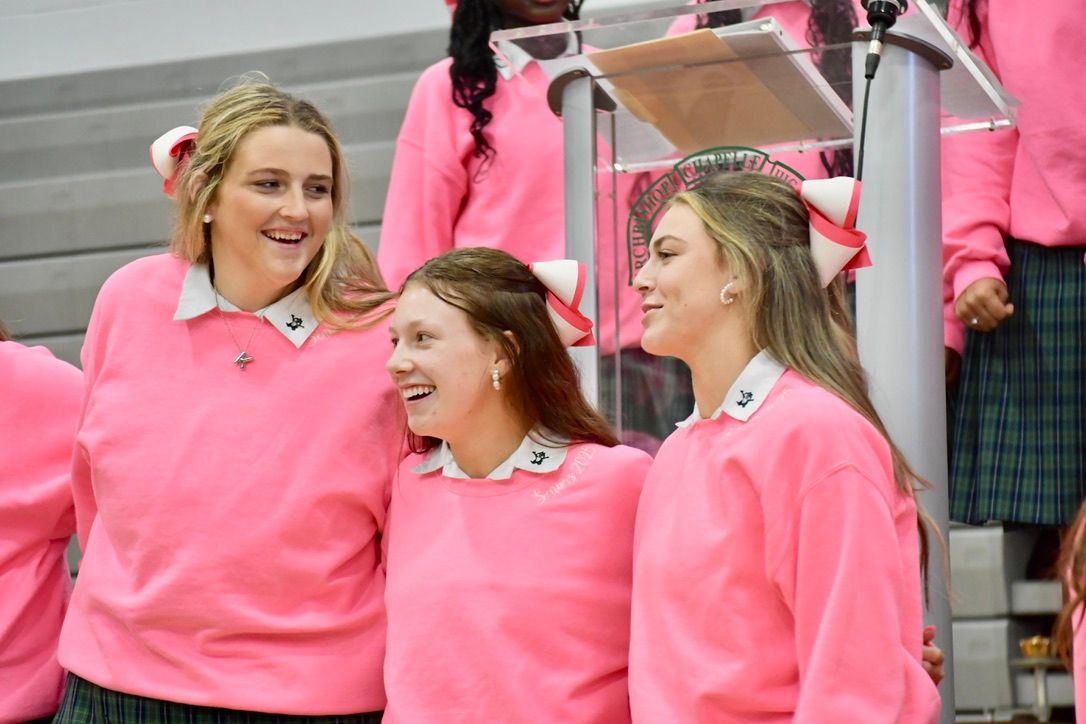 Student Body Celebrates the First School Mass of the Year