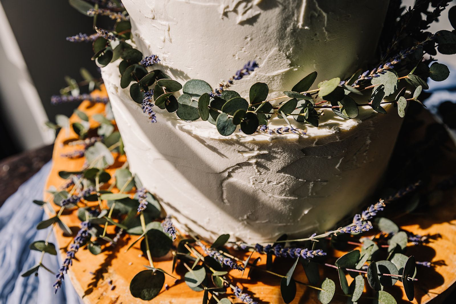 eucalyptus wedding decor, wedding cake, naked wedding cake