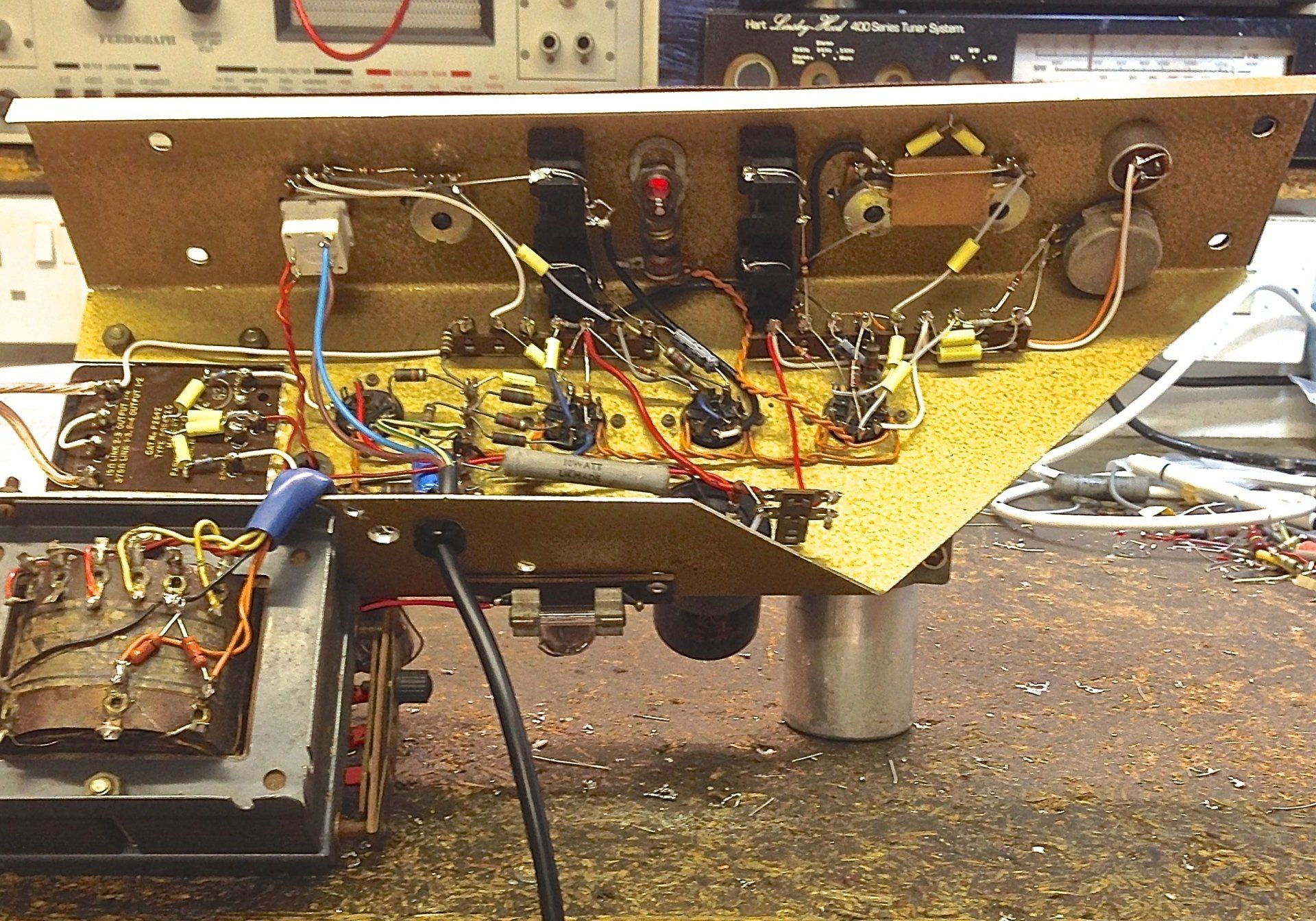 Guitar amp