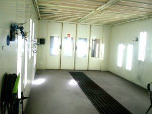 An Open And Clean Room | Spooner, WI | C & J Body Shop Inc.