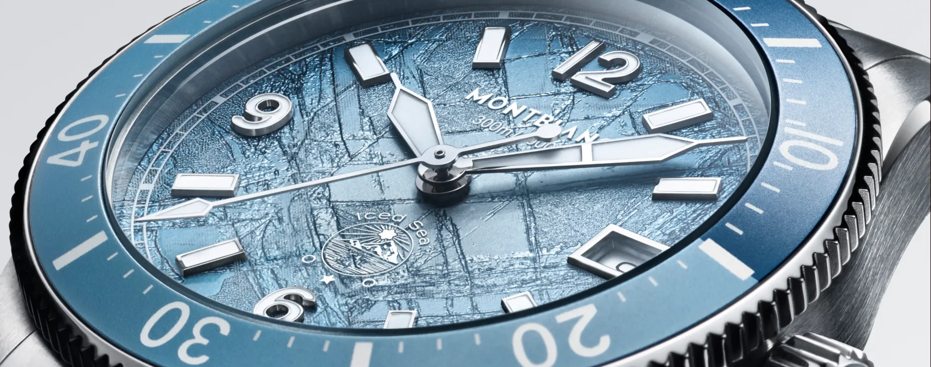 Montblanc horloges en schrijfwaren bij Juwelier Schilder-Vlugt in Volendam.