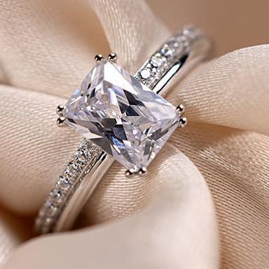 Zinzi ringen collectie bij Juwelier Schilder-Vlugt in Volendam.