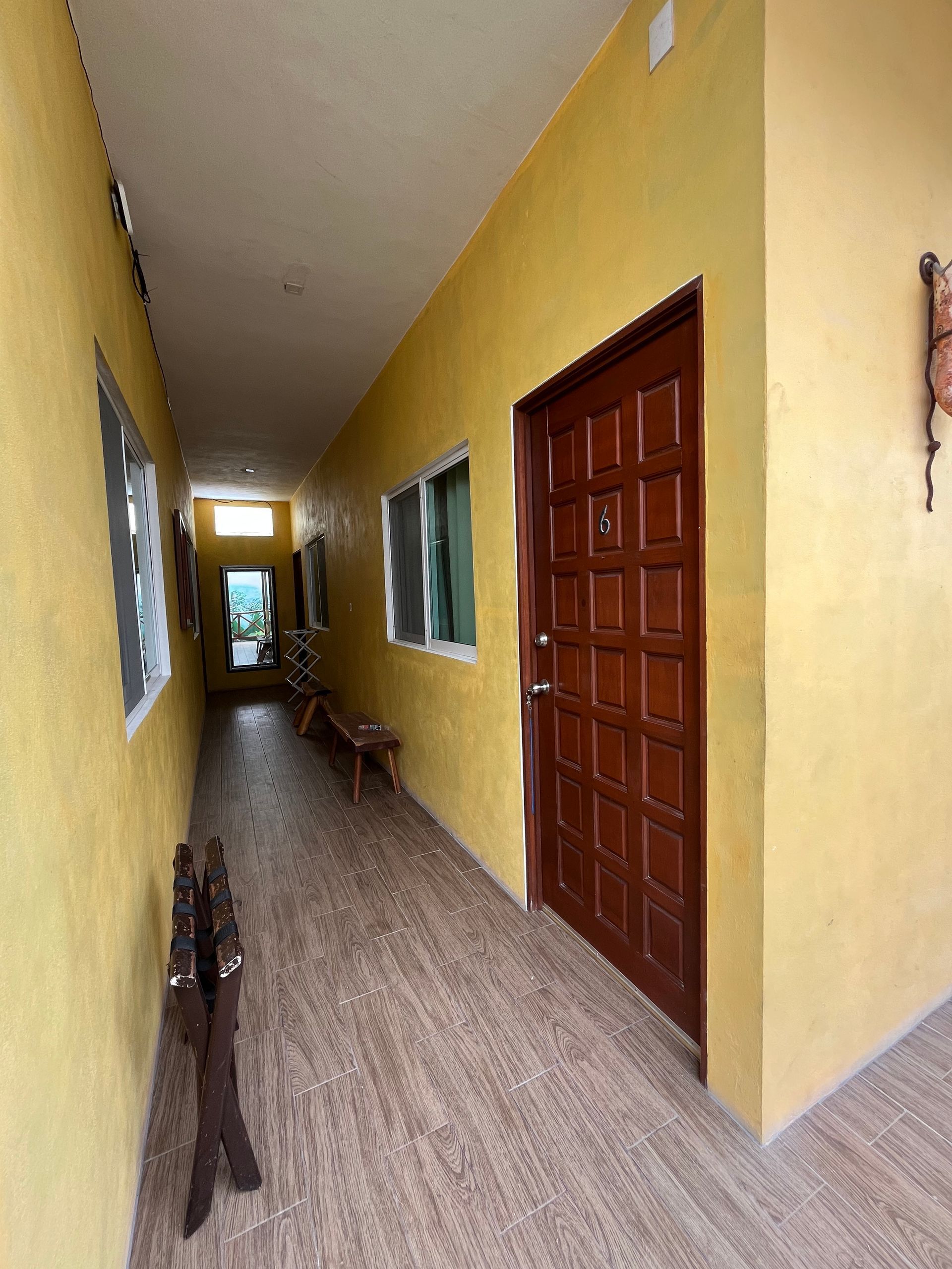 Pasillo de studio Casa Velero.