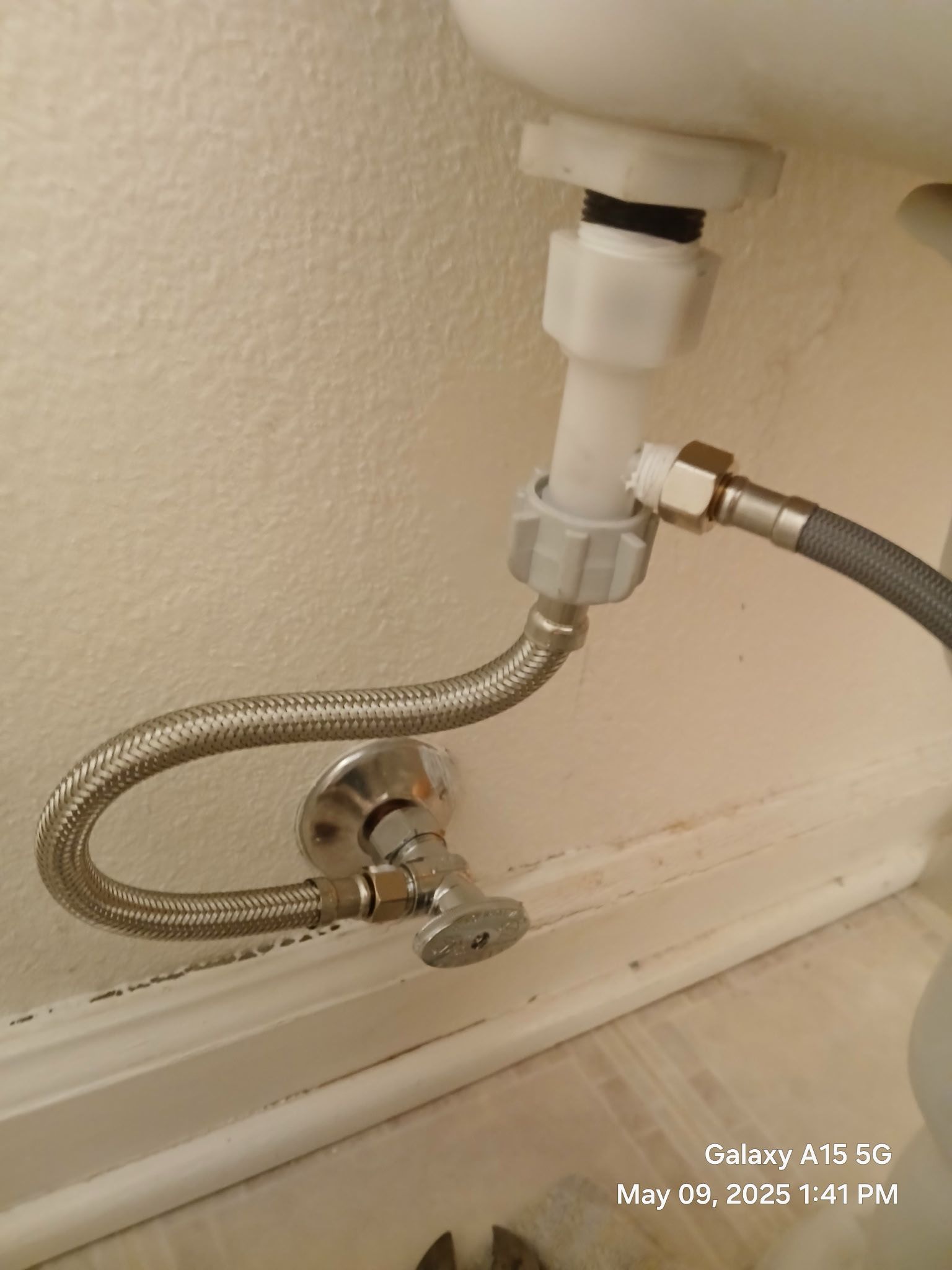 A Good Handyman, Vallejo CA, Benicia CA, Martinez CA, Pacheco CA, Concord CA, Clayton CA, Pleasant Hill CA, Lafayette CA, Orinda CA, Alamo CA, Danville CA, Blackhawk CA, Pinole CA, El Sobrante CA, El Cerrito CA, Fairfield CA, Vacaville CA, American Canyon CA, Walnut Creek CA, Hercules CA, Handyman, Handyman Near me, Vallejo Handyman, Benicia Handyman, Martinez Handyman, Pacheco Handyman, Concord Handyman, Clayton Handyman, Pleasant Hill Handyman, Lafayette Handyman, Orinda Handyman, Alamo Handyman, Danville Handyman, Blackhawk Handyman, Pinole Handyman, El Sobrante Handyman, El Cerrito Handyman, Fairfield Handyman, Vacaville Handyman, American Canyon Handyman, Walnut Creek Handyman, Hercules Handyman, Painter Near Me, Painting, Interior Painting, Paint Baseboards, Paint Trim, Wall Repairs, Wall Patching, Deck Painting, Bathroom Upgrades, Light Plumbing, Plumbing Leak Repair, Replace Bathroom Faucet, Upgrade Bathroom Faucet, Leaky Faucet, Replace Toilets, Replace Toilet, Leaky Toilet, Install New Vanities, Install Grab Bar, Install Safety Bar in Bathtub, Re-Caulk Tub, Re-Caulk Shower, Regrout Tile, Bathroom Fan Installation, Vanity Faucet Installation, Vanity Faucet Replacement, Bathroom Fans, Kitchen Upgrade, Install Garbage Disposal, Replace Garbage Disposal, Repair Leaks Under Sink, Replace Kitchen Faucet, Upgrade Kitchen Faucet, Installing Plumbing Fixtures, Replacing Plumbing Fixture, Light Switch Installation, Outlet Installation, Install Light Dimmers, Handyman Electrical Repairs, Garbage Disposal Installation, Install new Kitchen Appliances, Dishwasher Installation, Stove Installation, Microwave Installation, Oven Installation, Install Light Fixtures, Ceiling Fan Installation, Light Switch Installation, Outlet Installation, Exterior House Upgrades, Decks Repairs, Deck Maintenance, Deck Re-Staining, Fence Repairs, Fence Re-Staining, Sidewalk Crack Repair, Driveway Crack Repair, Locking Mailbox Installation, janitorial services, cleaning services, housekeeping, maid services, commercial cleaning, office cleaning, junk hauling near me, junk removal near me, commercial junk hauling, commercial box hauling, graffiti cleanup, graffiti mirror removal, graffiti mirror replacement