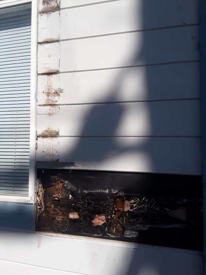 A Good Handyman, Vallejo CA, Benicia CA, Martinez CA, Pacheco CA, Concord CA, Clayton CA, Pleasant Hill CA, Lafayette CA, Orinda CA, Alamo CA, Danville CA, Blackhawk CA, Pinole CA, El Sobrante CA, El Cerrito CA, Fairfield CA, Vacaville CA, American Canyon CA, Walnut Creek CA, Hercules CA, Handyman, Handyman Near me, Vallejo Handyman, Benicia Handyman, Martinez Handyman, Pacheco Handyman, Concord Handyman, Clayton Handyman, Pleasant Hill Handyman, Lafayette Handyman, Orinda Handyman, Alamo Handyman, Danville Handyman, Blackhawk Handyman, Pinole Handyman, El Sobrante Handyman, El Cerrito Handyman, Fairfield Handyman, Vacaville Handyman, American Canyon Handyman, Walnut Creek Handyman, Hercules Handyman, Painter Near Me, Painting, Interior Painting, Paint Baseboards, Paint Trim, Wall Repairs, Wall Patching, Deck Painting, Bathroom Upgrades, Light Plumbing, Plumbing Leak Repair, Replace Bathroom Faucet, Upgrade Bathroom Faucet, Leaky Faucet, Replace Toilets, Replace Toilet, Leaky Toilet, Install New Vanities, Install Grab Bar, Install Safety Bar in Bathtub, Re-Caulk Tub, Re-Caulk Shower, Regrout Tile, Bathroom Fan Installation, Vanity Faucet Installation, Vanity Faucet Replacement, Bathroom Fans, Kitchen Upgrade, Install Garbage Disposal, Replace Garbage Disposal, Repair Leaks Under Sink, Replace Kitchen Faucet, Upgrade Kitchen Faucet, Installing Plumbing Fixtures, Replacing Plumbing Fixture, Light Switch Installation, Outlet Installation, Install Light Dimmers, Handyman Electrical Repairs, Garbage Disposal Installation, Install new Kitchen Appliances, Dishwasher Installation, Stove Installation, Microwave Installation, Oven Installation, Install Light Fixtures, Ceiling Fan Installation, Light Switch Installation, Outlet Installation, Exterior House Upgrades, Decks Repairs, Deck Maintenance, Deck Re-Staining, Fence Repairs, Fence Re-Staining, Sidewalk Crack Repair, Driveway Crack Repair, Locking Mailbox Installation, janitorial services, cleaning services, housekeeping, maid services, commercial cleaning, office cleaning, junk hauling near me, junk removal near me, commercial junk hauling, commercial box hauling, graffiti cleanup, graffiti mirror removal, graffiti mirror replacement